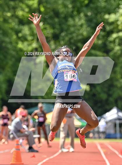 Thumbnail 2 in IHSAA Finals (Long Jump)  photogallery.