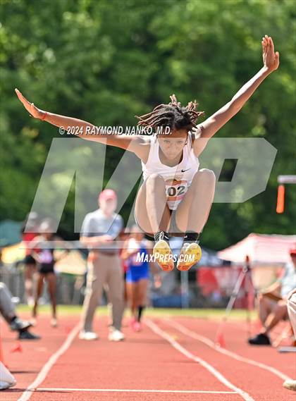Thumbnail 3 in IHSAA Finals (Long Jump)  photogallery.