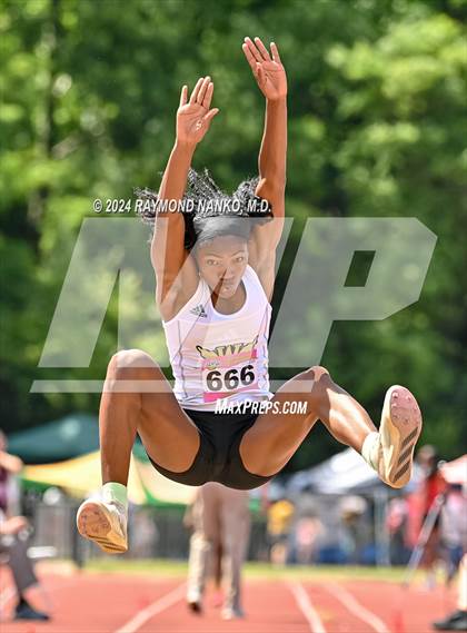 Thumbnail 1 in IHSAA Finals (Long Jump)  photogallery.