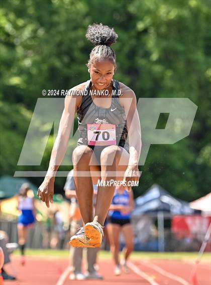 Thumbnail 2 in IHSAA Finals (Long Jump)  photogallery.