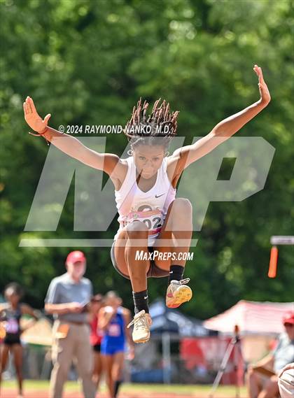 Thumbnail 1 in IHSAA Finals (Long Jump)  photogallery.