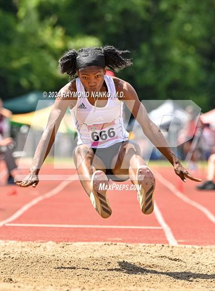 Thumbnail 3 in IHSAA Finals (Long Jump)  photogallery.