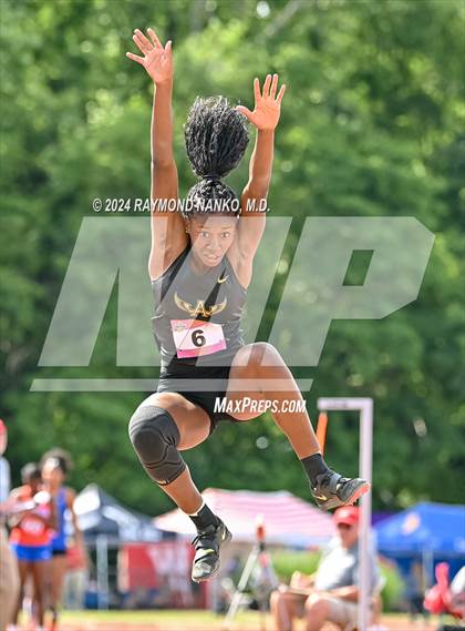 Thumbnail 1 in IHSAA Finals (Long Jump)  photogallery.