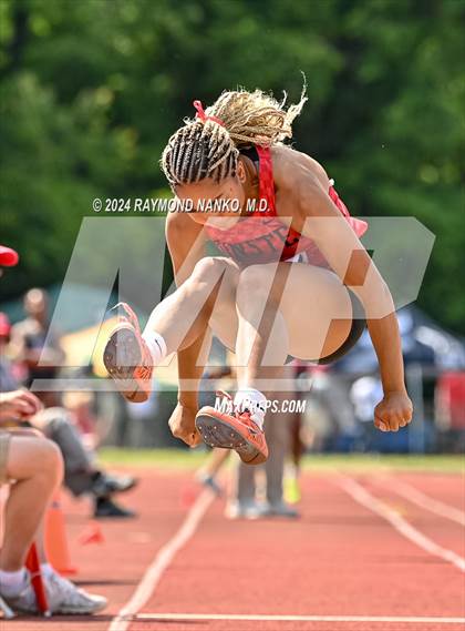 Thumbnail 2 in IHSAA Finals (Long Jump)  photogallery.