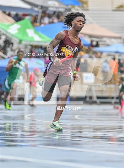 Thumbnail 1 in NCHSAA 3A State Track & Field Championship photogallery.