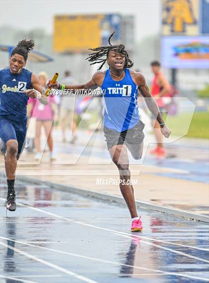 Thumbnail 3 in NCHSAA 3A State Track & Field Championship photogallery.