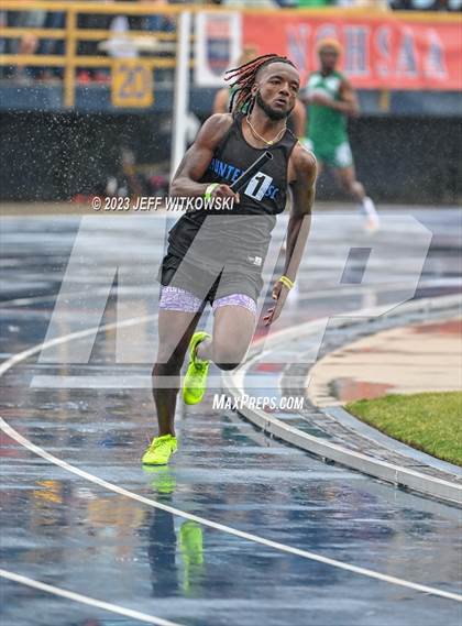 Thumbnail 2 in NCHSAA 3A State Track & Field Championship photogallery.