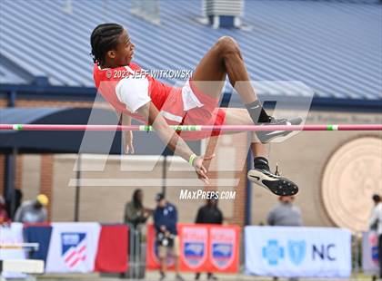 Thumbnail 3 in NCHSAA 3A State Track & Field Championship photogallery.