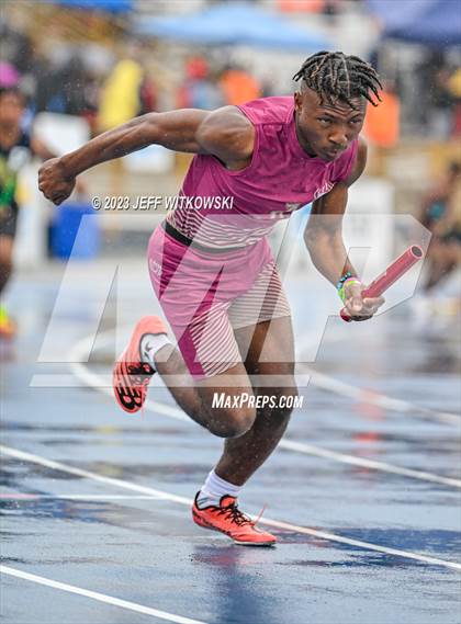 Thumbnail 3 in NCHSAA 3A State Track & Field Championship photogallery.