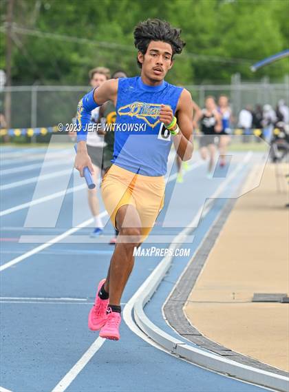 Thumbnail 2 in NCHSAA 3A State Track & Field Championship photogallery.