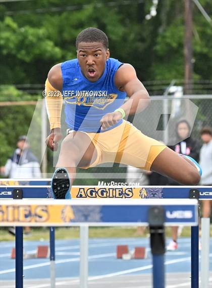 Thumbnail 1 in NCHSAA 3A State Track & Field Championship photogallery.