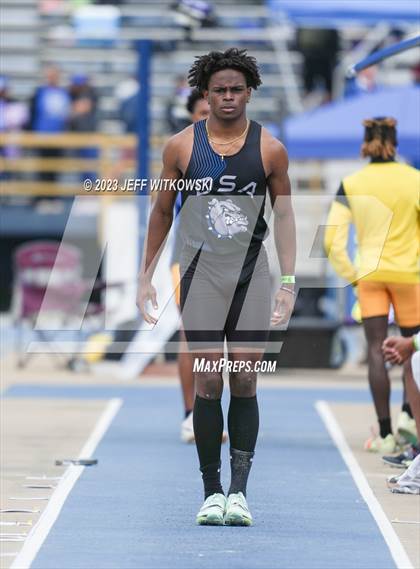 Thumbnail 3 in NCHSAA 3A State Track & Field Championship photogallery.