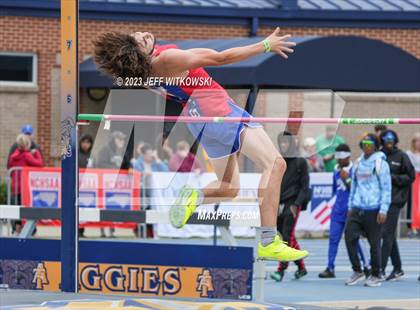 Thumbnail 1 in NCHSAA 3A State Track & Field Championship photogallery.