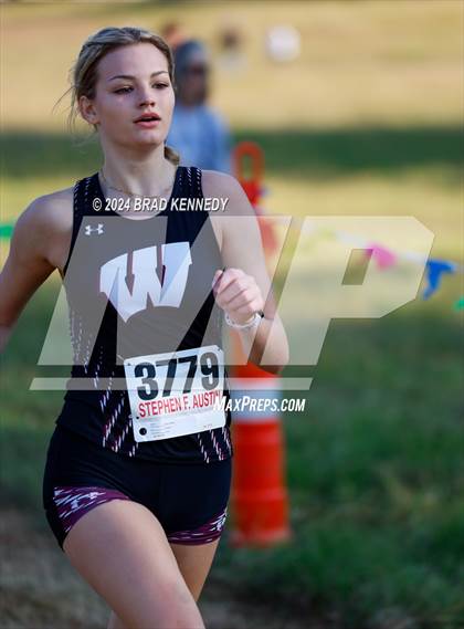 Thumbnail 3 in UIL Cross Country District 23-AA Meet photogallery.