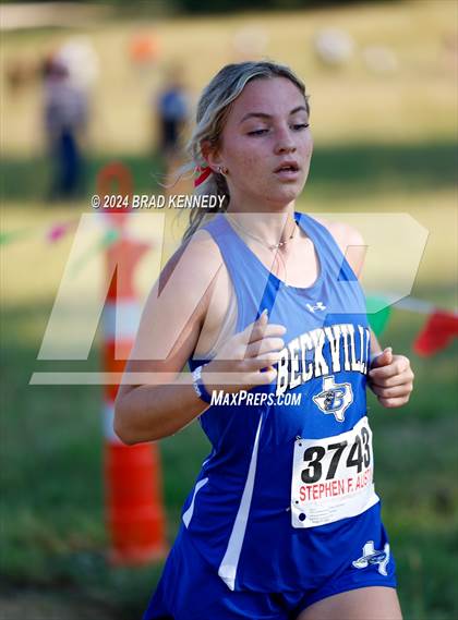 Thumbnail 1 in UIL Cross Country District 23-AA Meet photogallery.