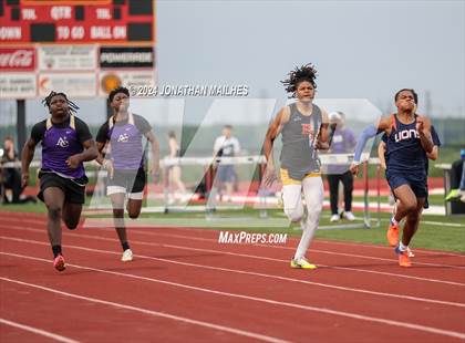 Thumbnail 3 in LHSAA 1A-8 District Meet photogallery.
