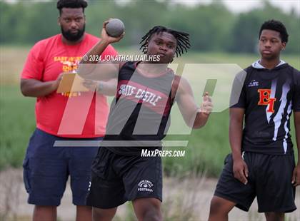 Thumbnail 1 in LHSAA 1A-8 District Meet photogallery.