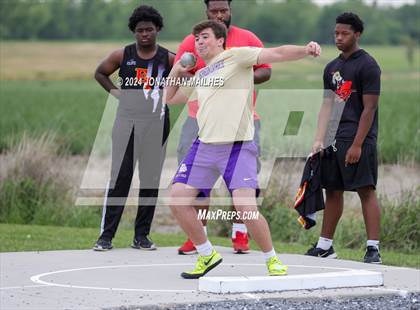 Thumbnail 3 in LHSAA 1A-8 District Meet photogallery.