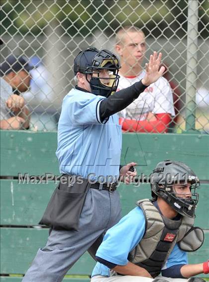 Thumbnail 2 in Galt vs. Burbank (Land Park Easter Tournament) photogallery.