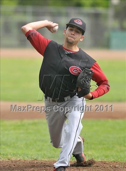 Thumbnail 2 in Galt vs. Burbank (Land Park Easter Tournament) photogallery.