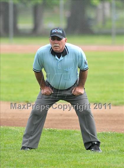 Thumbnail 1 in Galt vs. Burbank (Land Park Easter Tournament) photogallery.