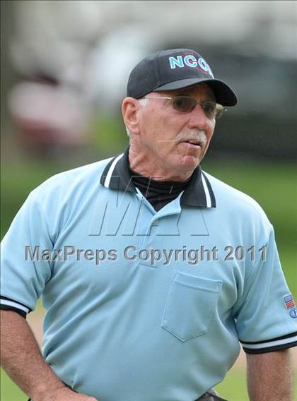 Thumbnail 2 in Galt vs. Burbank (Land Park Easter Tournament) photogallery.