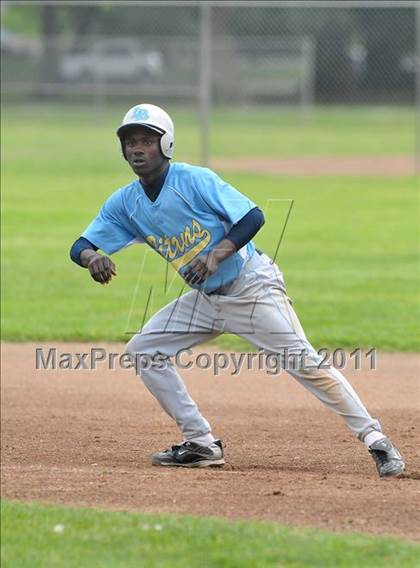 Thumbnail 3 in Galt vs. Burbank (Land Park Easter Tournament) photogallery.