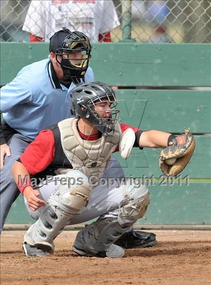 Thumbnail 2 in Galt vs. Burbank (Land Park Easter Tournament) photogallery.