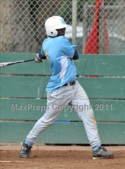 Thumbnail 2 in Galt vs. Burbank (Land Park Easter Tournament) photogallery.