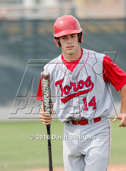 Thumbnail 1 in Desert Vista vs. Mountain View (Desert Vista Tournament) photogallery.