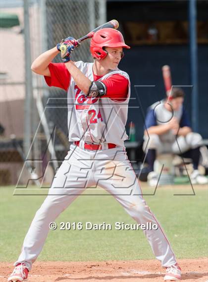 Thumbnail 3 in Desert Vista vs. Mountain View (Desert Vista Tournament) photogallery.