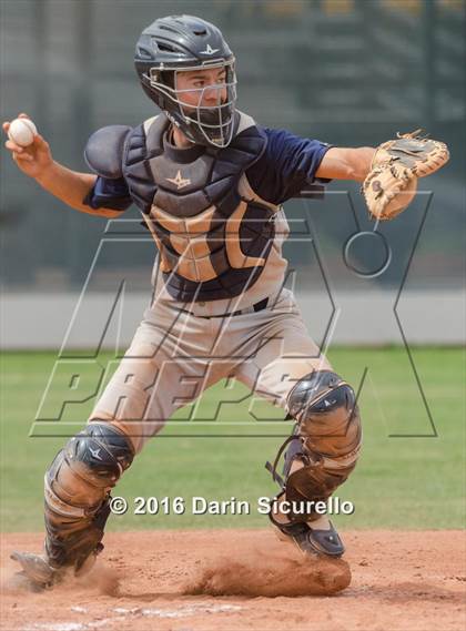 Thumbnail 3 in Desert Vista vs. Mountain View (Desert Vista Tournament) photogallery.