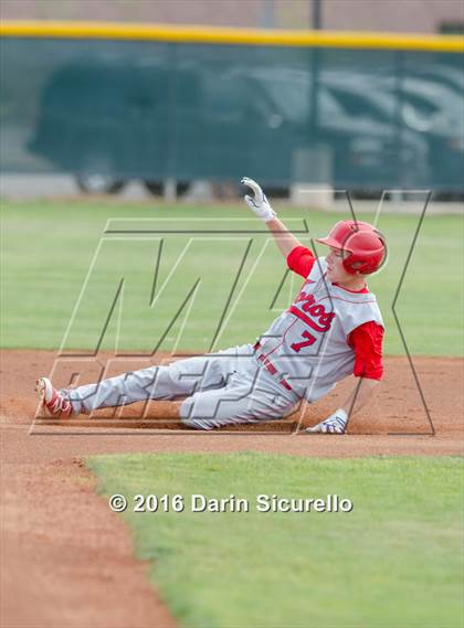Thumbnail 2 in Desert Vista vs. Mountain View (Desert Vista Tournament) photogallery.