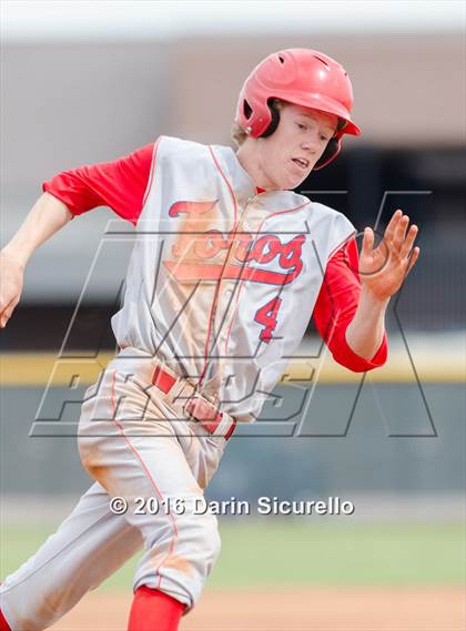 Thumbnail 3 in Desert Vista vs. Mountain View (Desert Vista Tournament) photogallery.