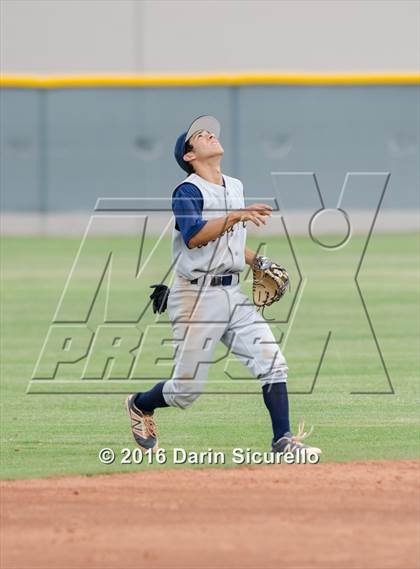 Thumbnail 1 in Desert Vista vs. Mountain View (Desert Vista Tournament) photogallery.