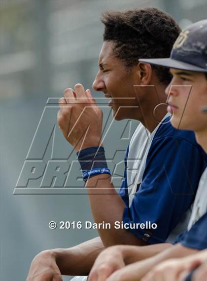 Thumbnail 3 in Desert Vista vs. Mountain View (Desert Vista Tournament) photogallery.