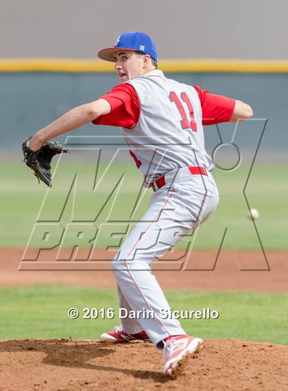 Thumbnail 2 in Desert Vista vs. Mountain View (Desert Vista Tournament) photogallery.