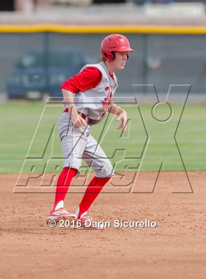 Thumbnail 2 in Desert Vista vs. Mountain View (Desert Vista Tournament) photogallery.