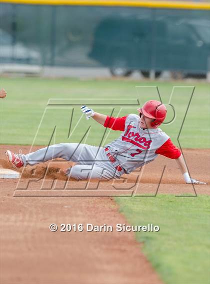 Thumbnail 3 in Desert Vista vs. Mountain View (Desert Vista Tournament) photogallery.