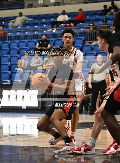 Thumbnail 1 in Russellville vs. Jacksonville (AAA 5A State Playoff first round)  photogallery.