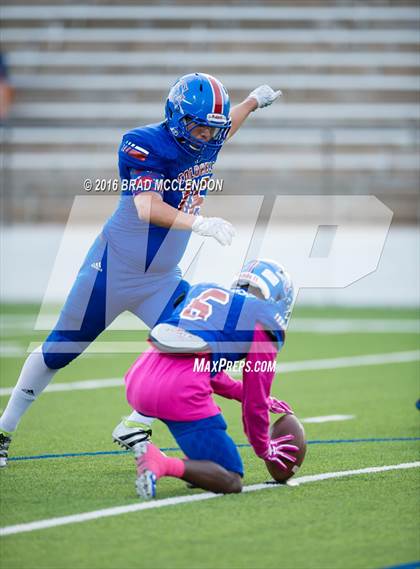 Thumbnail 1 in South Garland vs Rowlett photogallery.