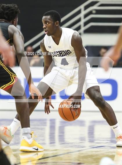 Thumbnail 1 in Cushing Academy vs CBD - Montverde Academy (Spalding Hoophall Classic) photogallery.