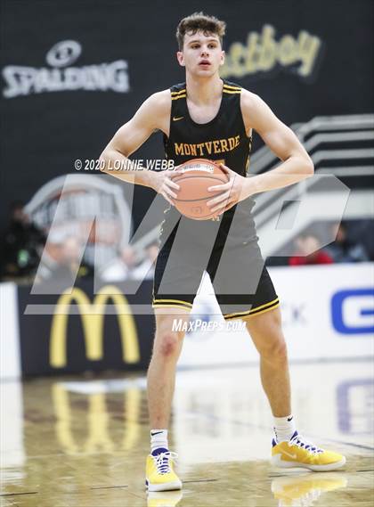 Thumbnail 2 in Cushing Academy vs CBD - Montverde Academy (Spalding Hoophall Classic) photogallery.