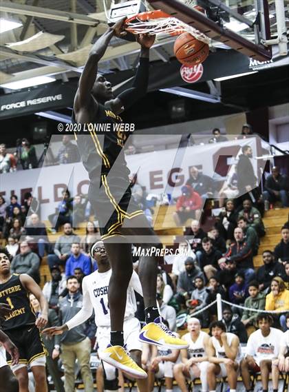 Thumbnail 2 in Cushing Academy vs CBD - Montverde Academy (Spalding Hoophall Classic) photogallery.