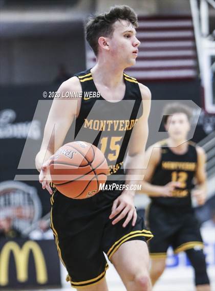 Thumbnail 2 in Cushing Academy vs CBD - Montverde Academy (Spalding Hoophall Classic) photogallery.