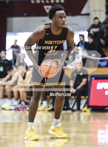 Thumbnail 2 in Cushing Academy vs CBD - Montverde Academy (Spalding Hoophall Classic) photogallery.