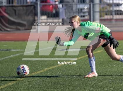 Thumbnail 2 in Williams Field vs. Eastmark (Coyote Classic Tournament) photogallery.