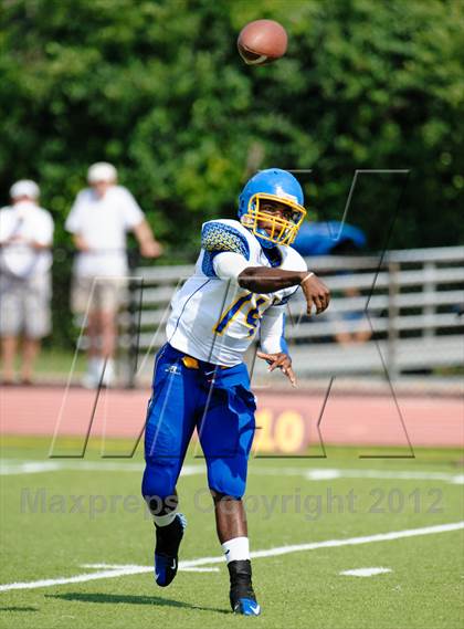 Thumbnail 2 in Simeon @ Loyola Academy photogallery.