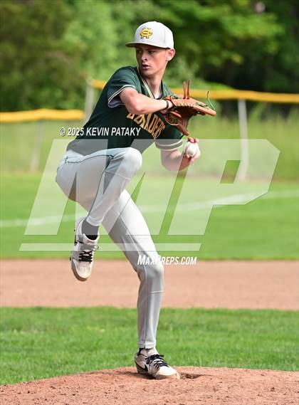 Thumbnail 3 in Holy Cross @ North Branford (CIAC Class S Quarterfinal) photogallery.