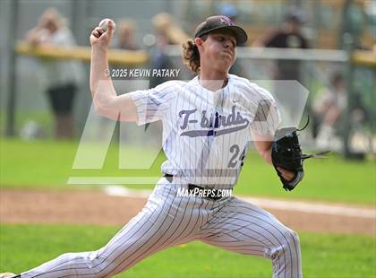 Thumbnail 3 in Holy Cross @ North Branford (CIAC Class S Quarterfinal) photogallery.